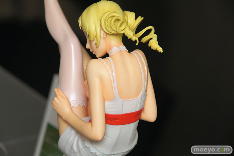 Illustration for article titled This Year's Sexiest Game Gets One Sexy Statue